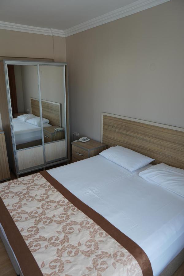 Hotel Ejder エジェアバト エクステリア 写真