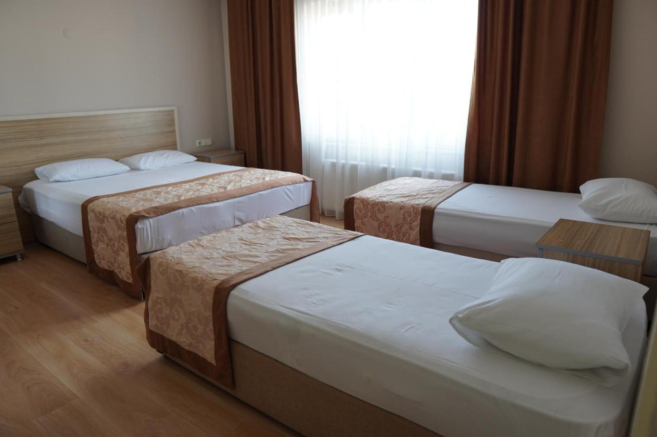 Hotel Ejder エジェアバト エクステリア 写真
